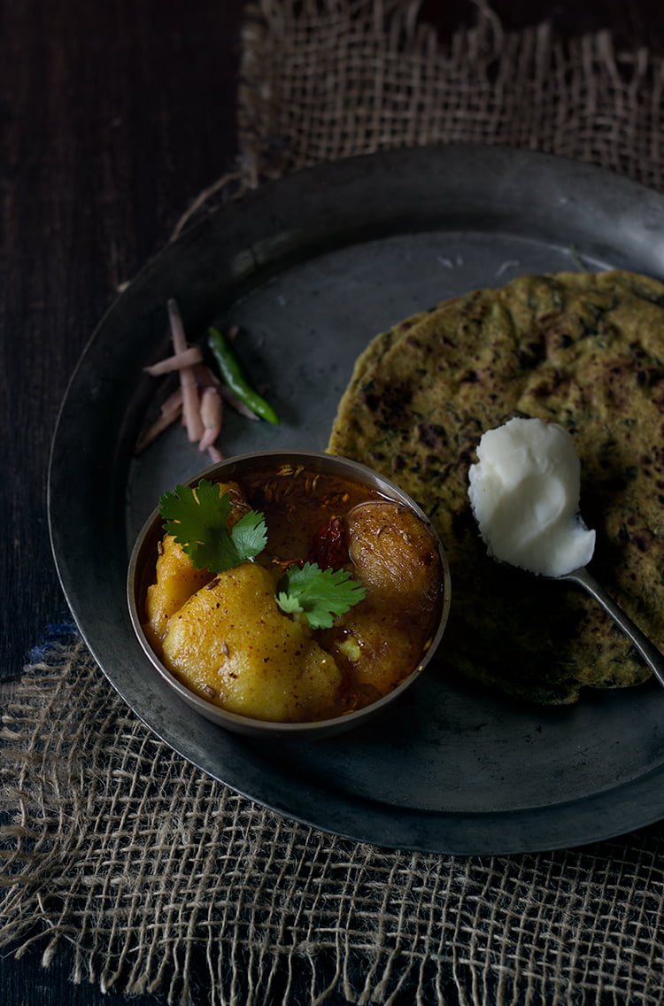 Tazi Mangodi simmering in spicy curry