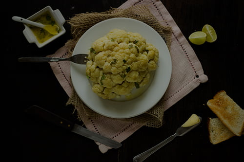 Steamed Cauliflower with Lemon Sauce