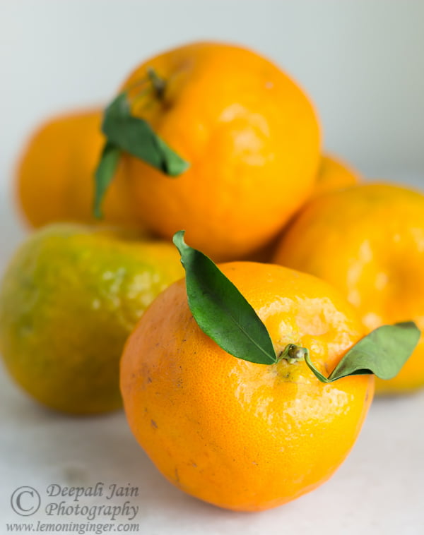 Close-up view of fresh oranges