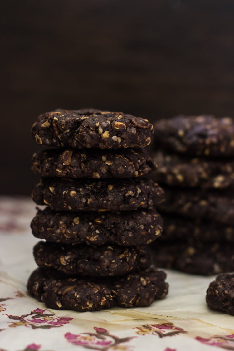 A close-up of the oatmeal texture in the fudgy brownie cookies